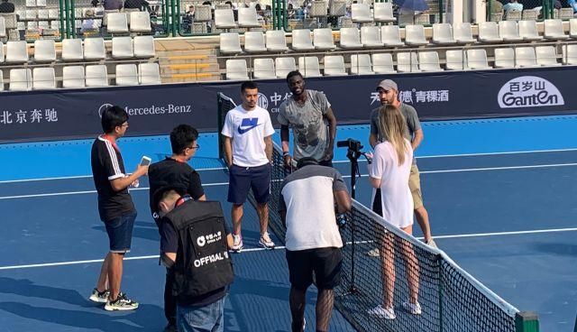 不过度庆祝 不过度庆祝